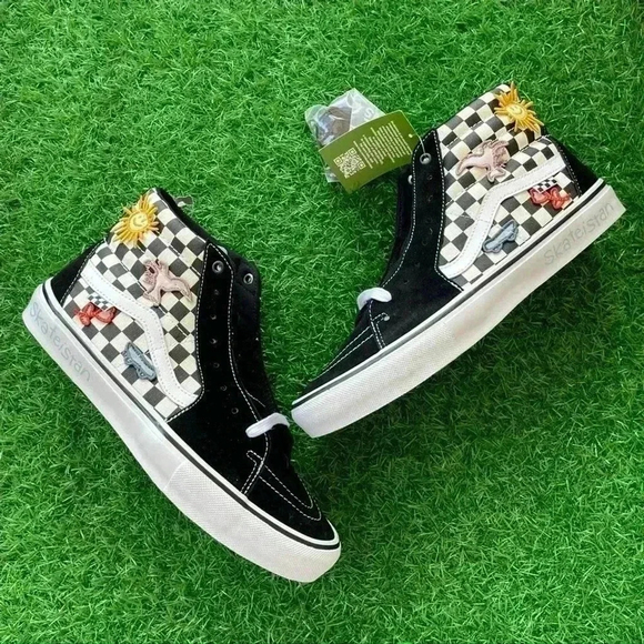 Vans Sk8 Hi Skate Is Stan - Picture 4 of 7